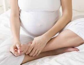 It is important for the expectant mother to treat fungal diseases so as not to infect the baby